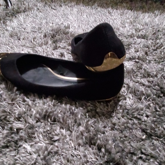 Metal Pointed Flats - Picture 3 of 4